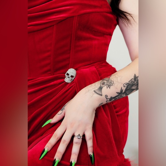 NWT Weasel Wear Red Velvet Gown with Draped Neckline & Faux-Fur Accent, Sz L - Picture 5 of 9